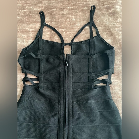 L’atiste Black Bodycon Dress - Picture 6 of 9